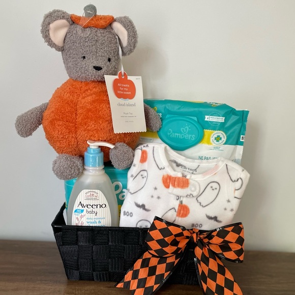 Halloween Baby Gift Basket - Picture 1 of 7